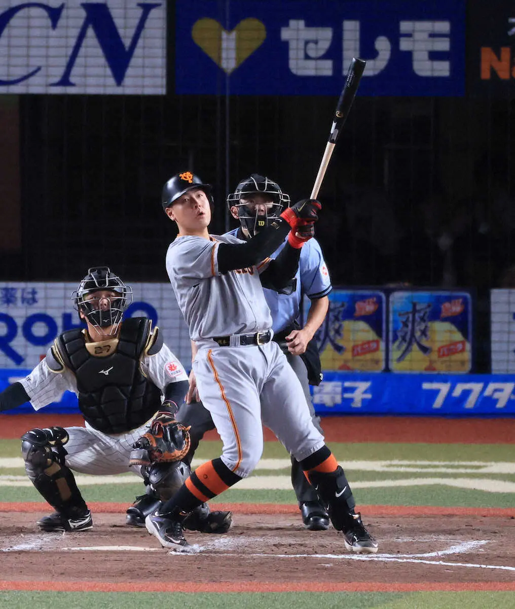 【画像・写真】巨人が“空中戦”制して交流戦初白星　岡本和が元同僚・沢村から決勝2ラン含む2発　中田翔も