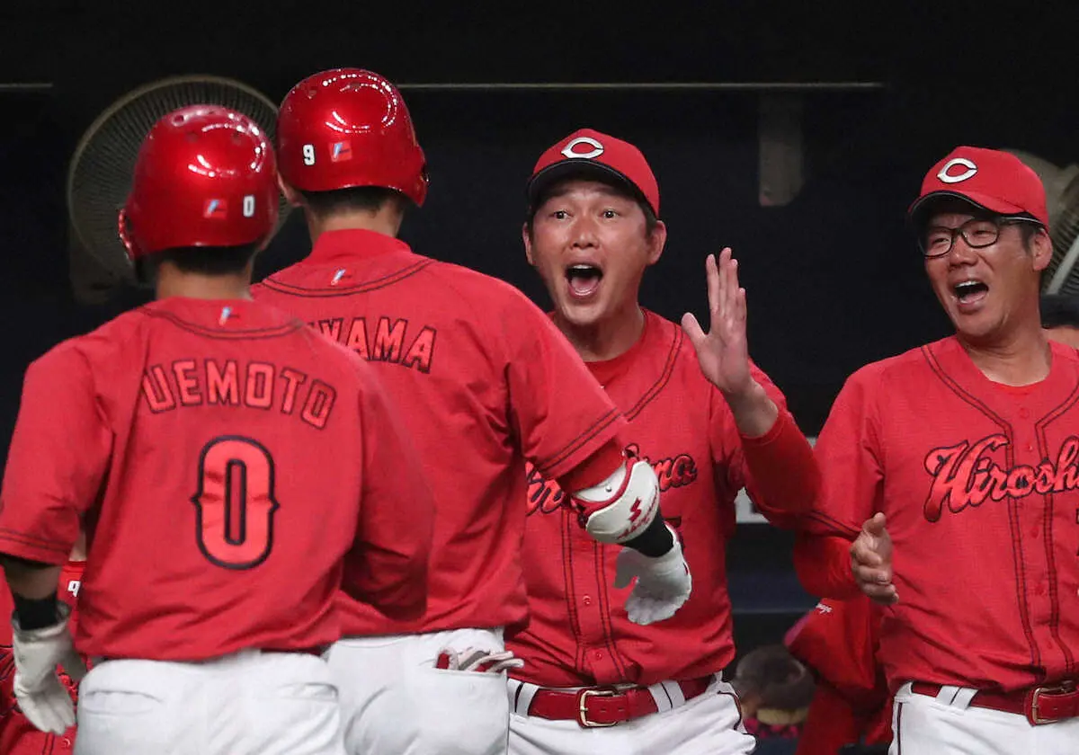 【画像・写真】広島、勝ったぞ～天敵・オリから6年ぶり勝利！56年ぶり球団ワースト記録免れる　秋山が値千金3ラン