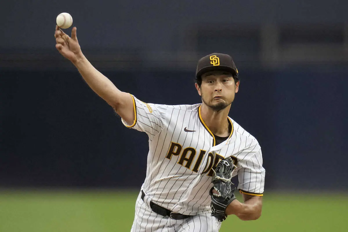 【画像・写真】ダルビッシュ　7回2安打無失点9Kでメジャー通算99勝目　初対決の鈴木を3の0、2三振