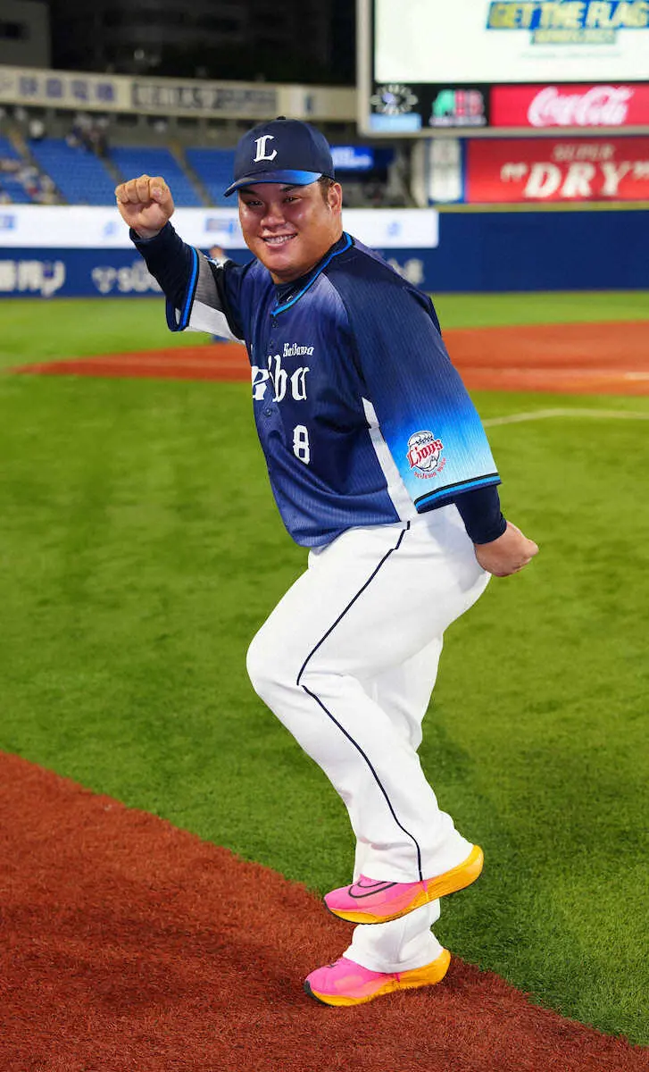 【画像・写真】西武・渡部　「良い思い出ない」ハマスタで適時打&プロ初本盗!　地元・神奈川で116キロ大暴れ
