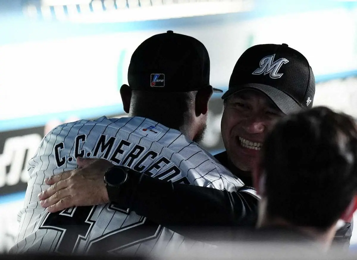 【画像・写真】メルセデス　ロッテ移籍後ホーム初勝利に喜び!6回2死までノーノーの快投は「神様と仲間に感謝」