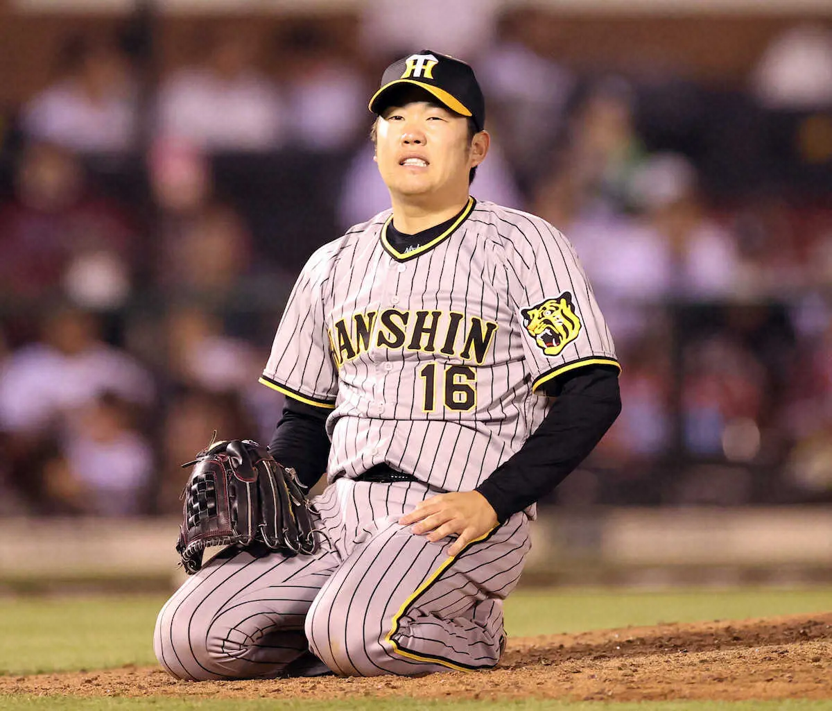 【画像・写真】阪神・西勇、負傷交代も粘った3勝目　6回途中に左足首捻挫し降板　「投げきりたかった」も大事に至らず