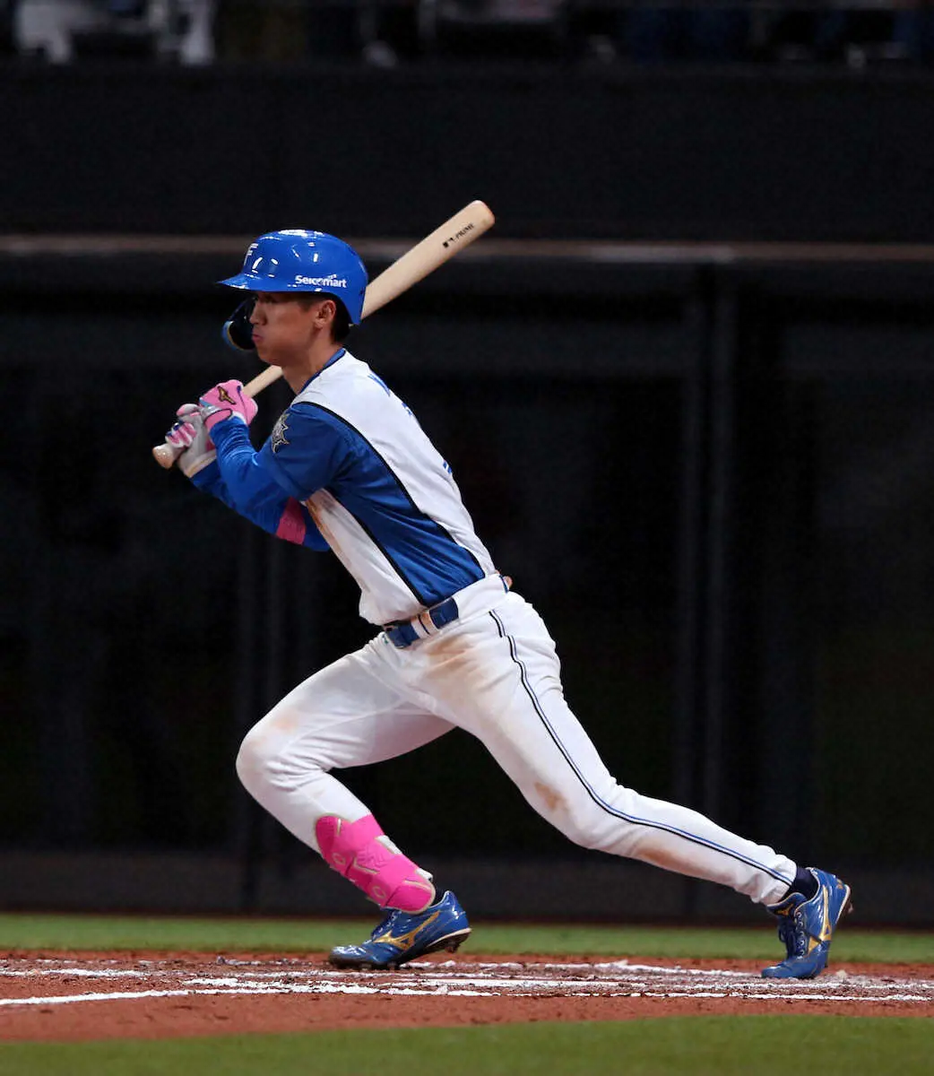 【画像・写真】日本ハム・加藤豪　デビューからの連続安打は10でストップ　2リーグ制以降プロ新ならず