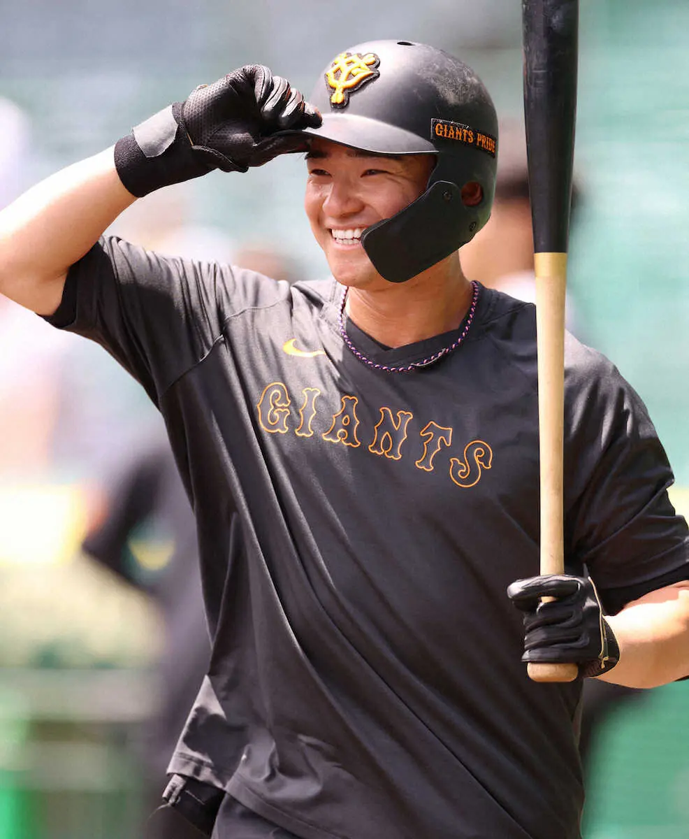 【画像・写真】5月のスカパー！ファーム月間MVP賞　イースタンは巨人のドラ2萩尾、ウエスタンは阪神前川が受賞