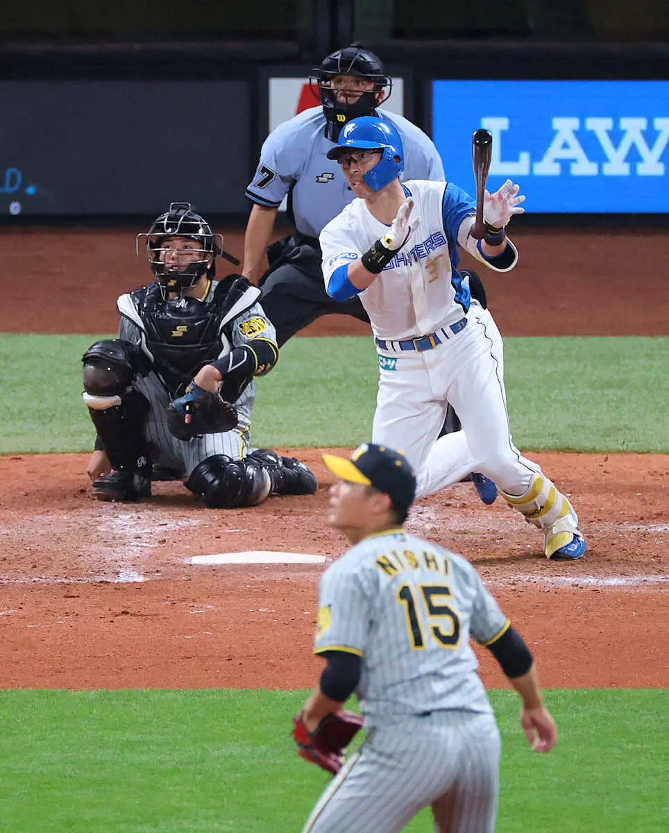 【画像・写真】日本ハム・江越大賀が4号ソロ　阪神ファンも悲喜こもごも「江越ならええよ」「江越に打たれた涙」