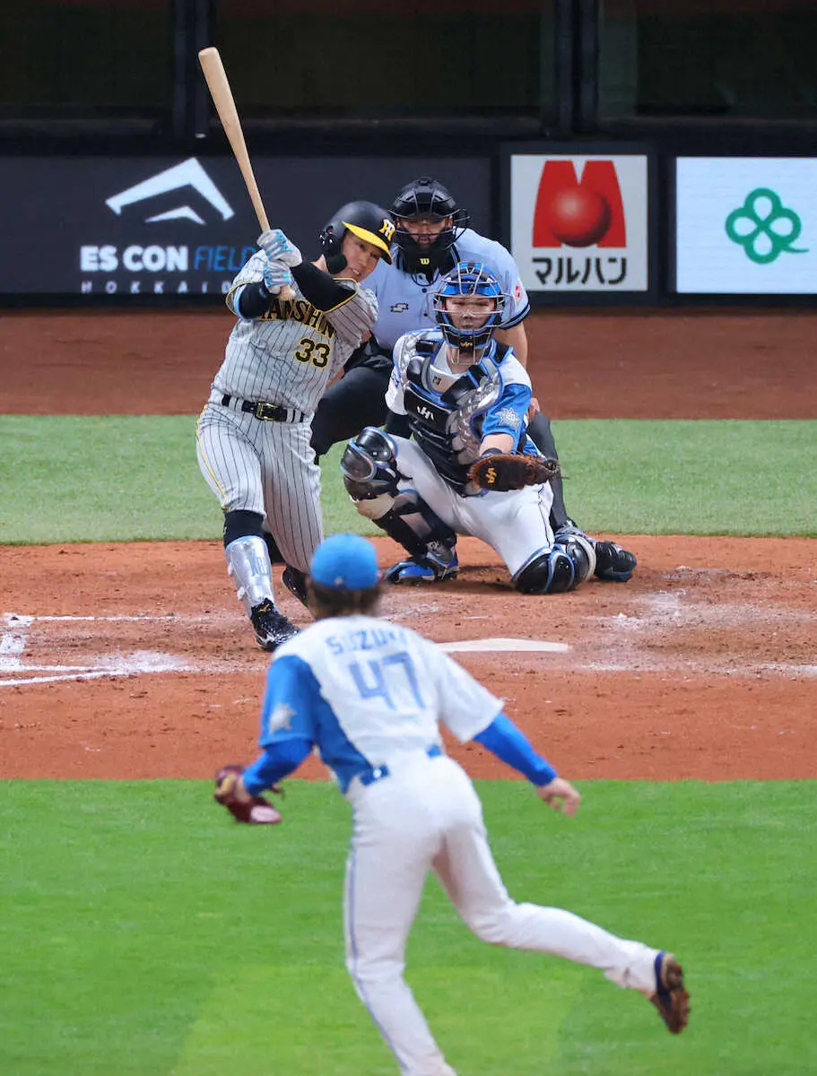 【画像・写真】阪神、再昇格の糸原と原口の“切り札”2人がそろって快音「1本出て良かった」