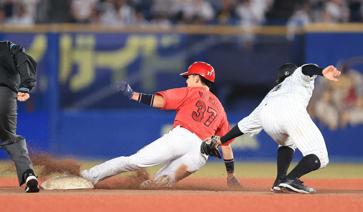 【画像・写真】広島　今季56試合目で早くも昨年盗塁数に並ぶ　新井監督「走塁への意識がすごく高まっている」