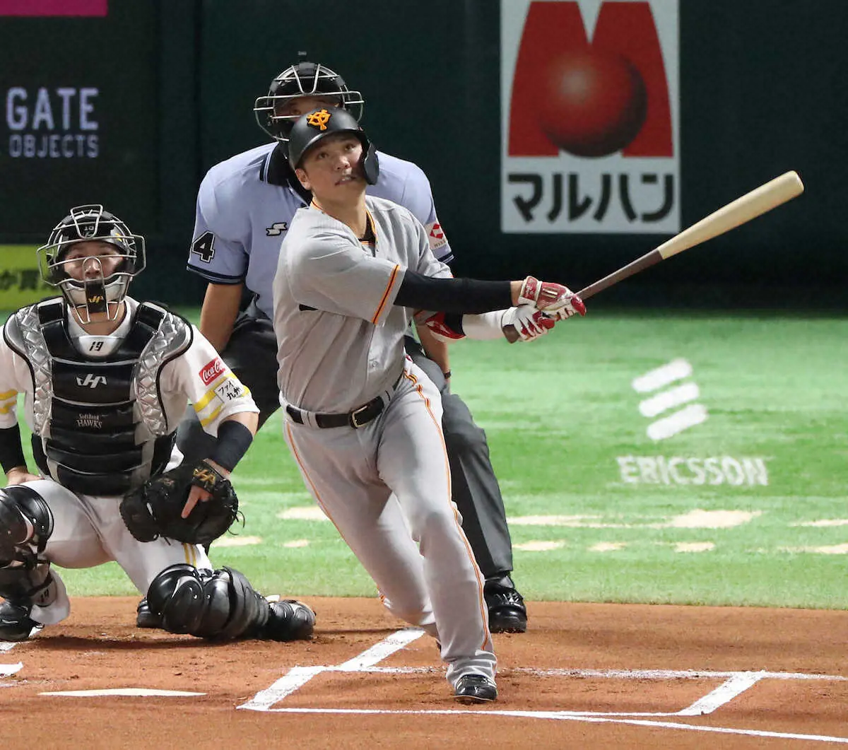 【画像・写真】巨人が壮絶な打ち合い制す　ソフトB戦9年ぶり2桁得点で5割復帰　甲斐の“不敗神話”止める