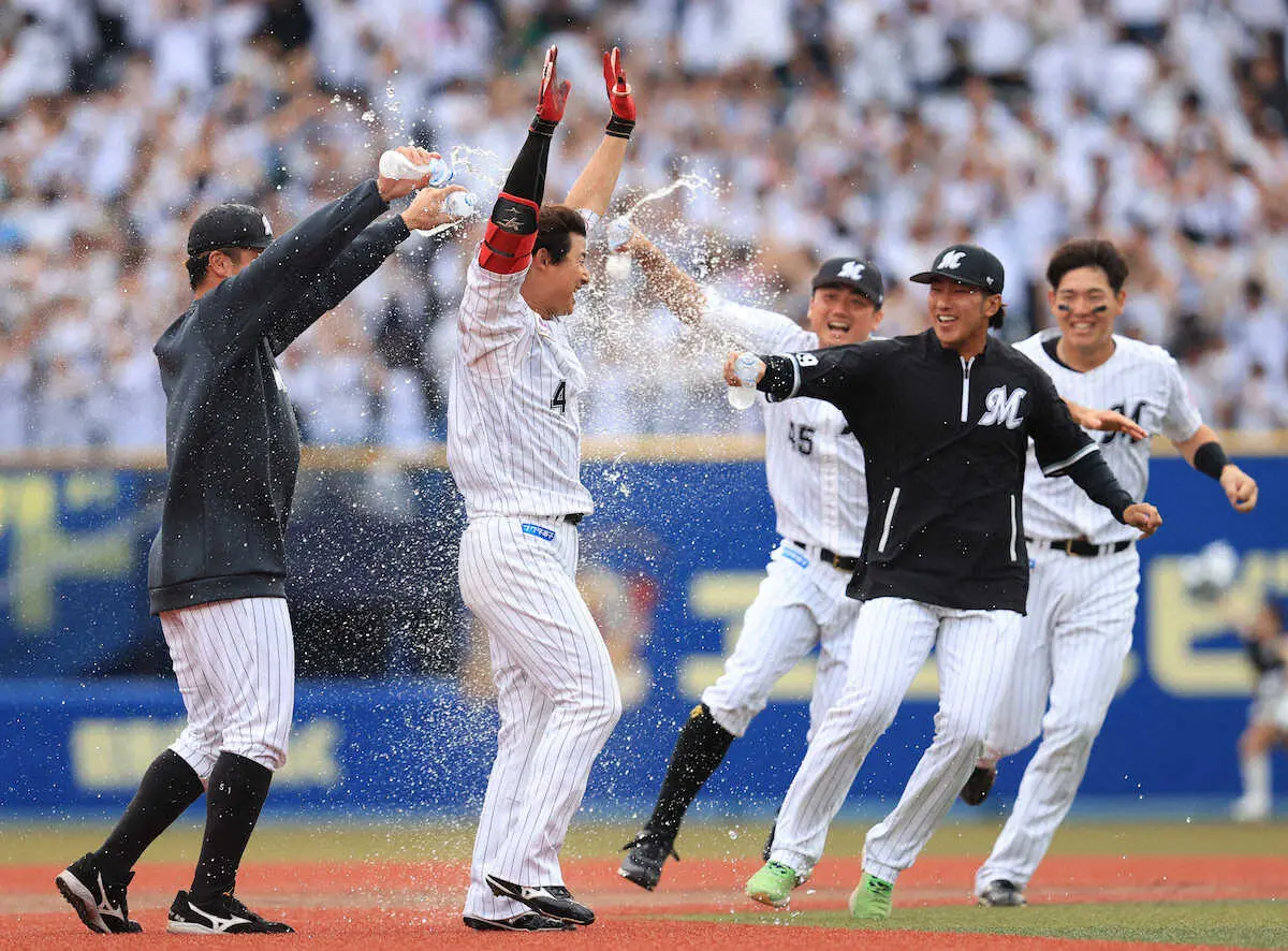 【画像・写真】ロッテ・藤岡裕大がプロ初の劇的サヨナラ中前打　首位守った　11日先発の佐々木朗希に最高のバトン