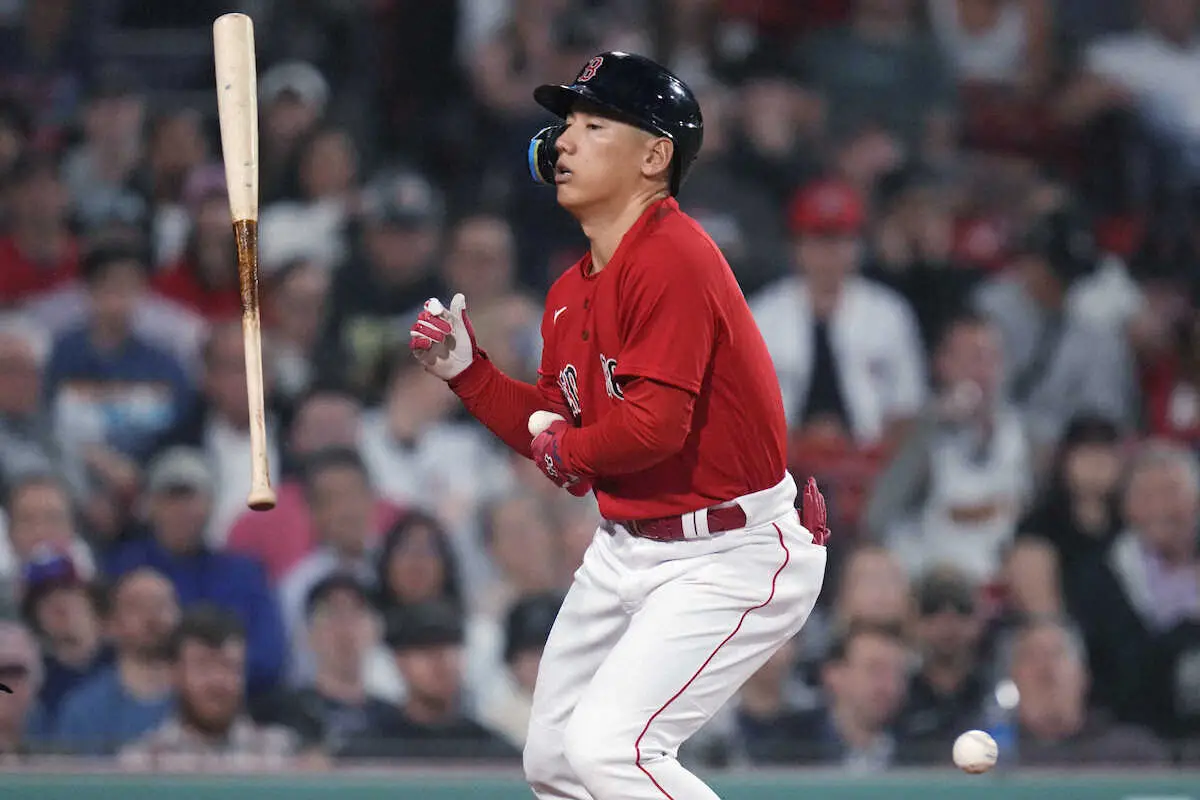 【画像・写真】吉田正尚　2試合ぶりスタメンも4の0、打率は3割切って・297　チームは延長惜敗　