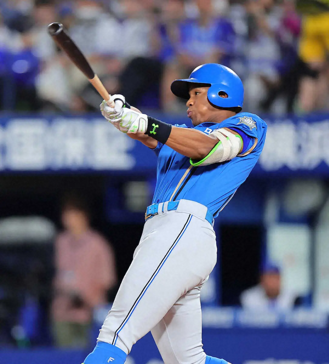 【画像・写真】DeNAバウアーが7試合連続の被弾　7回に万波にソロ打たれ、これで7試合で11被本塁打