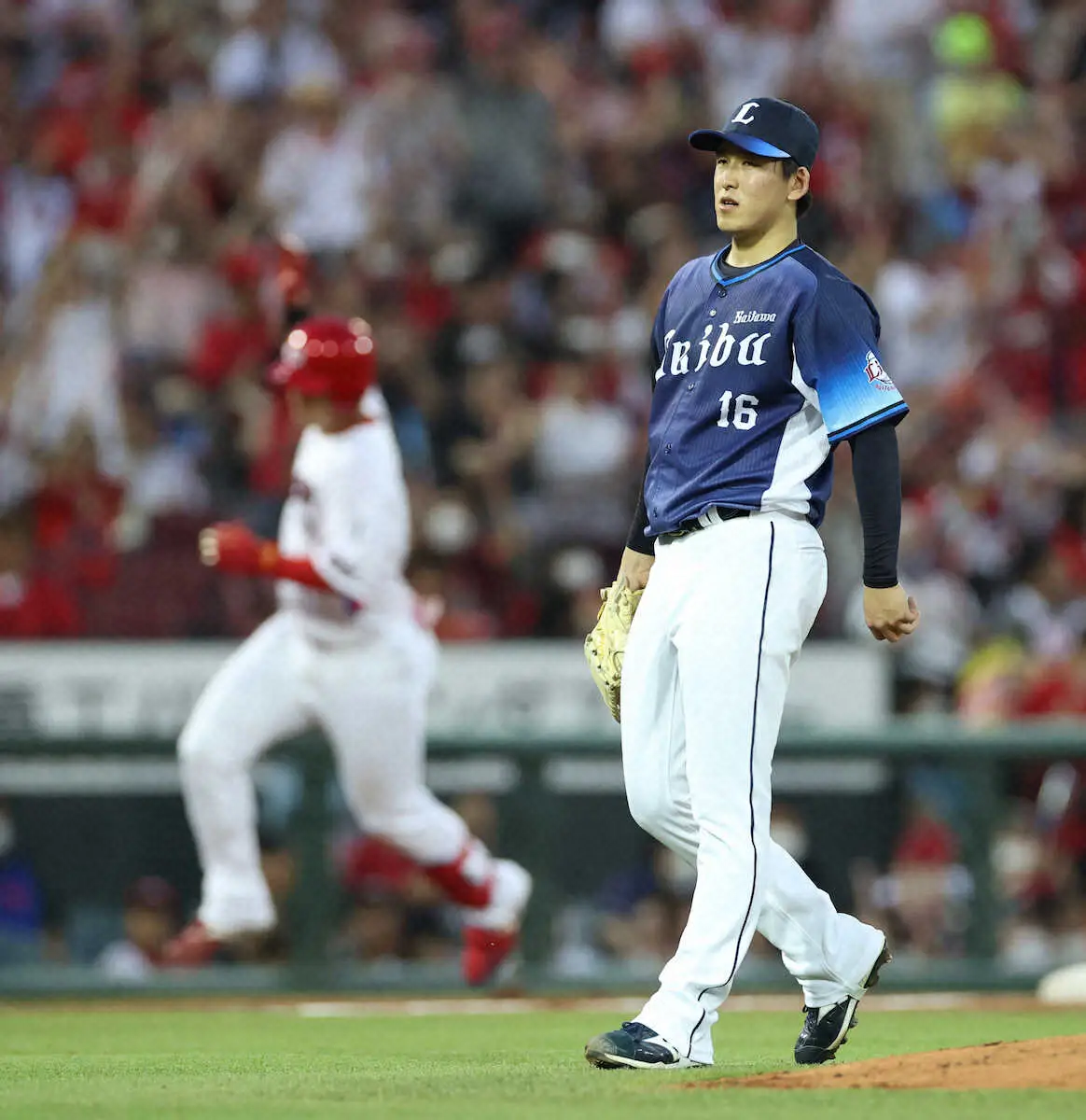 【画像・写真】＜広・西＞5回、堂林に右越え本塁打を許した隅田（撮影・平嶋　理子）