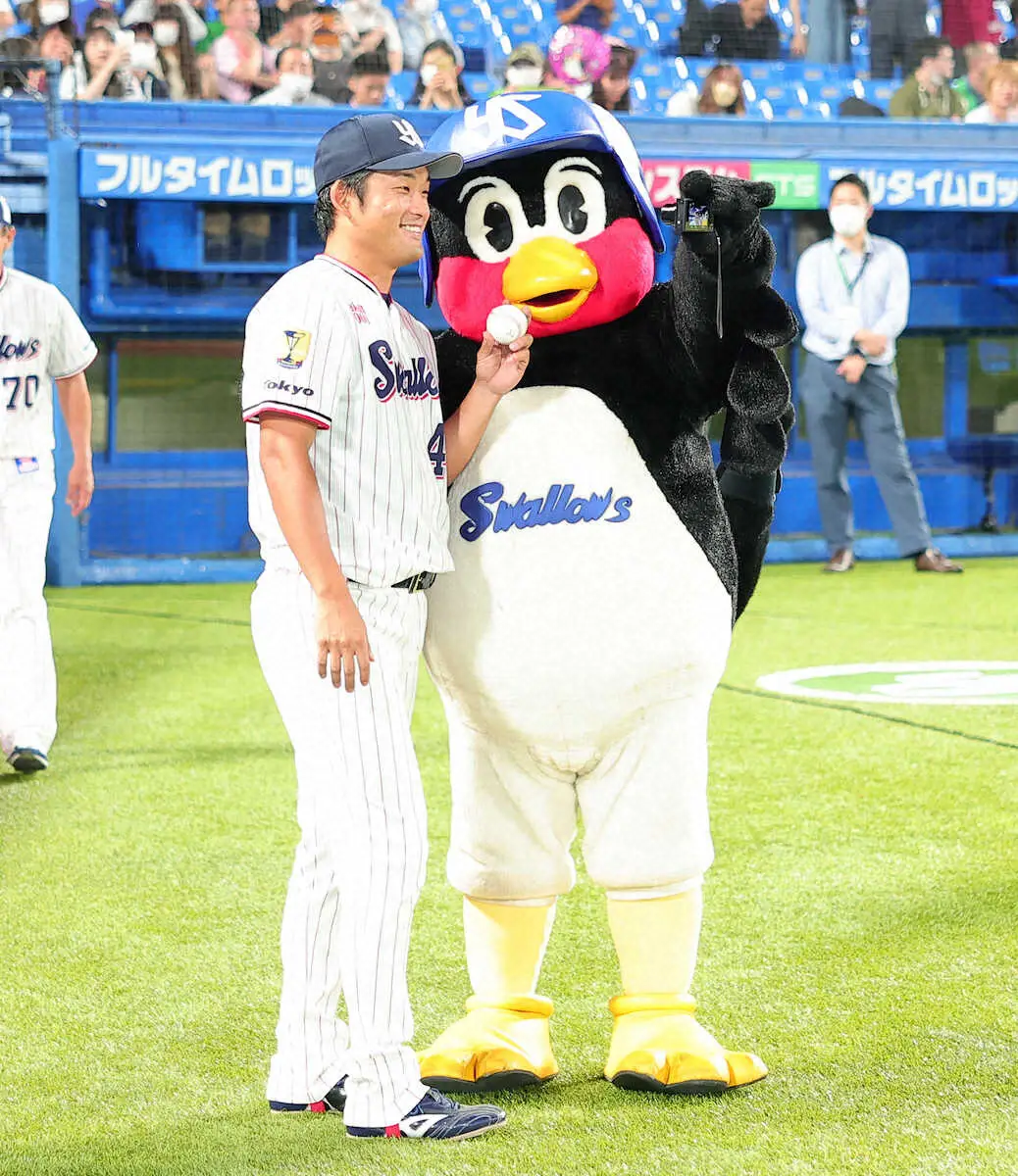【画像・写真】ヤクルト・山本　プロ初勝利に「えっ、本当に？」高津監督「100点に近いゲーム」