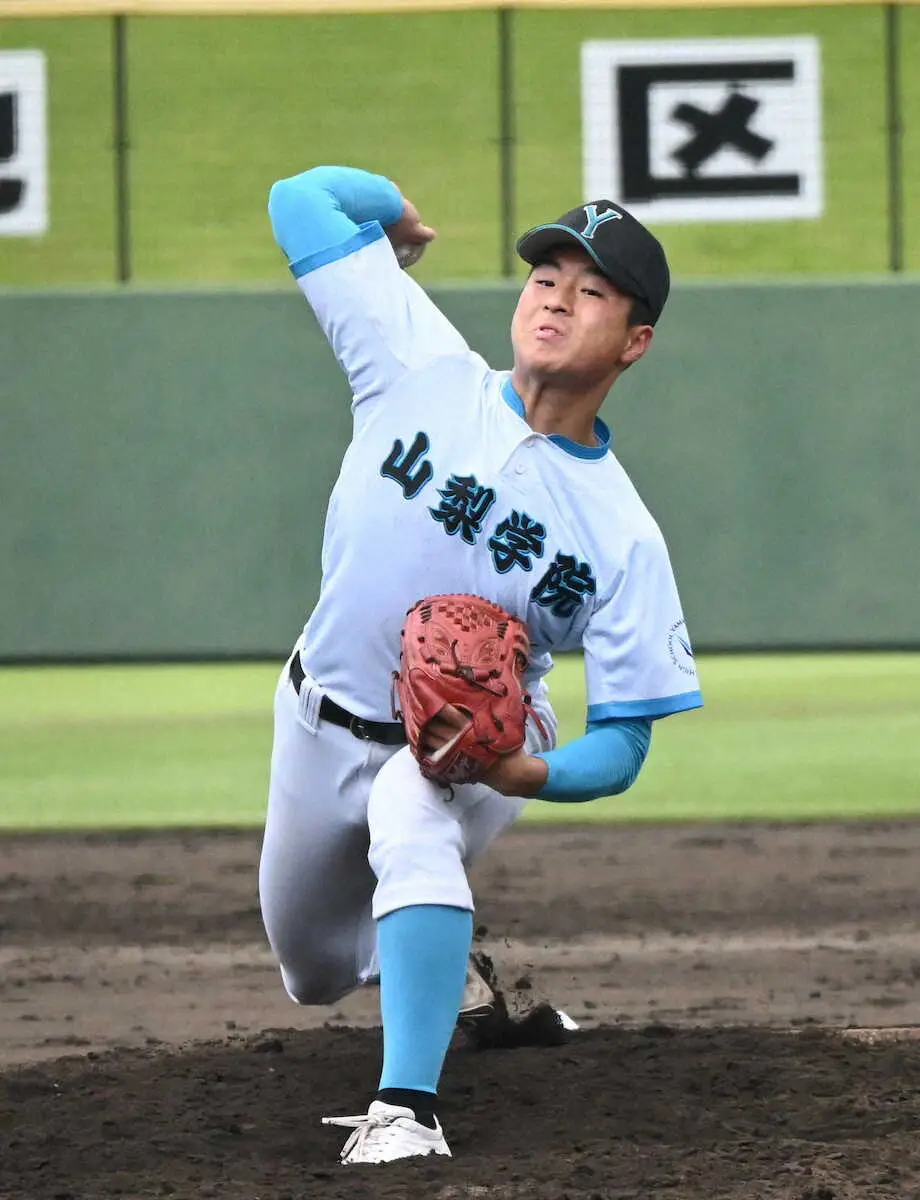 【画像・写真】山梨学院　甲子園春夏連覇へエース右腕・林「目の前の試合に一丸」一戦必勝誓う