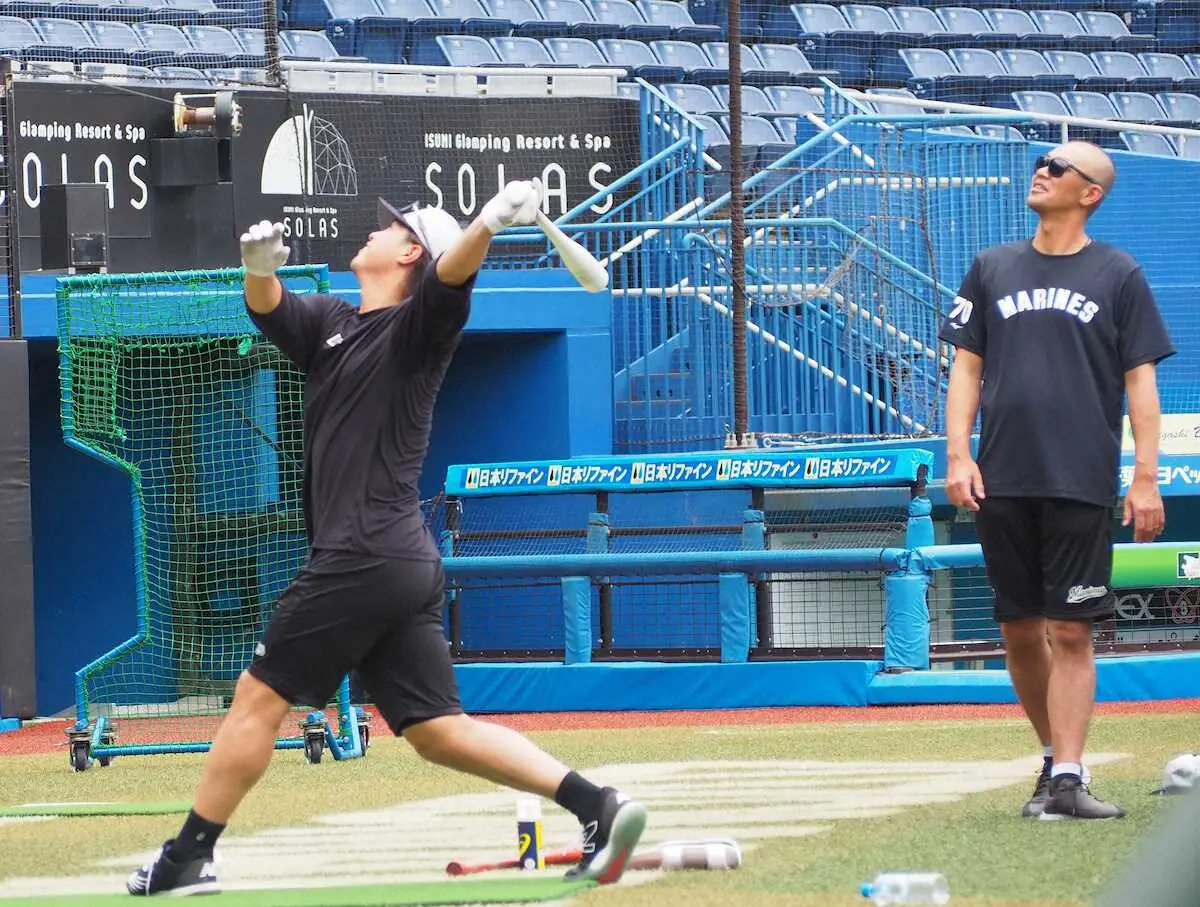 【画像・写真】ロッテ・中村奨　打撃低迷脱出へ試行錯誤　球宴まで「ギアを上げてやっていきたい」