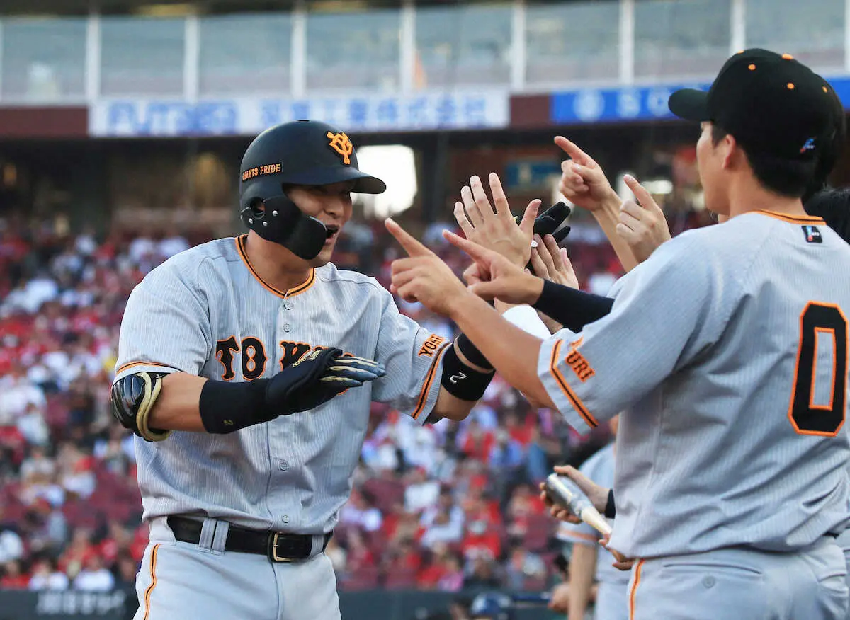 【画像・写真】巨人・吉川尚輝が待望の65日ぶり今季2号　初回に起きた坂本アクシデントにチーム一丸