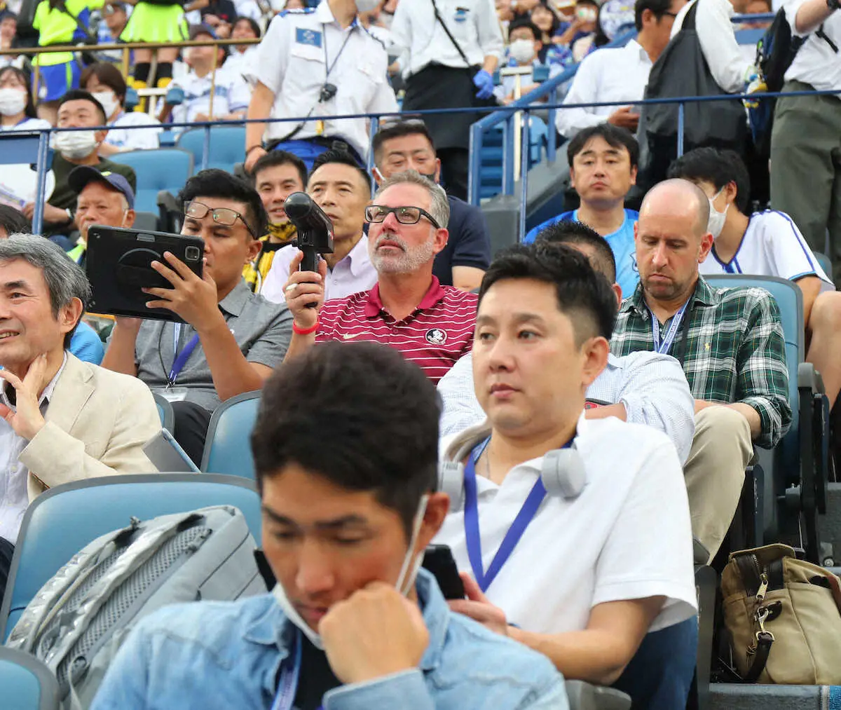 【画像・写真】DeNA・今永、1失点完投で首位虎1.5差　7球団集結メジャースカウトに見せつけた今季最多126球