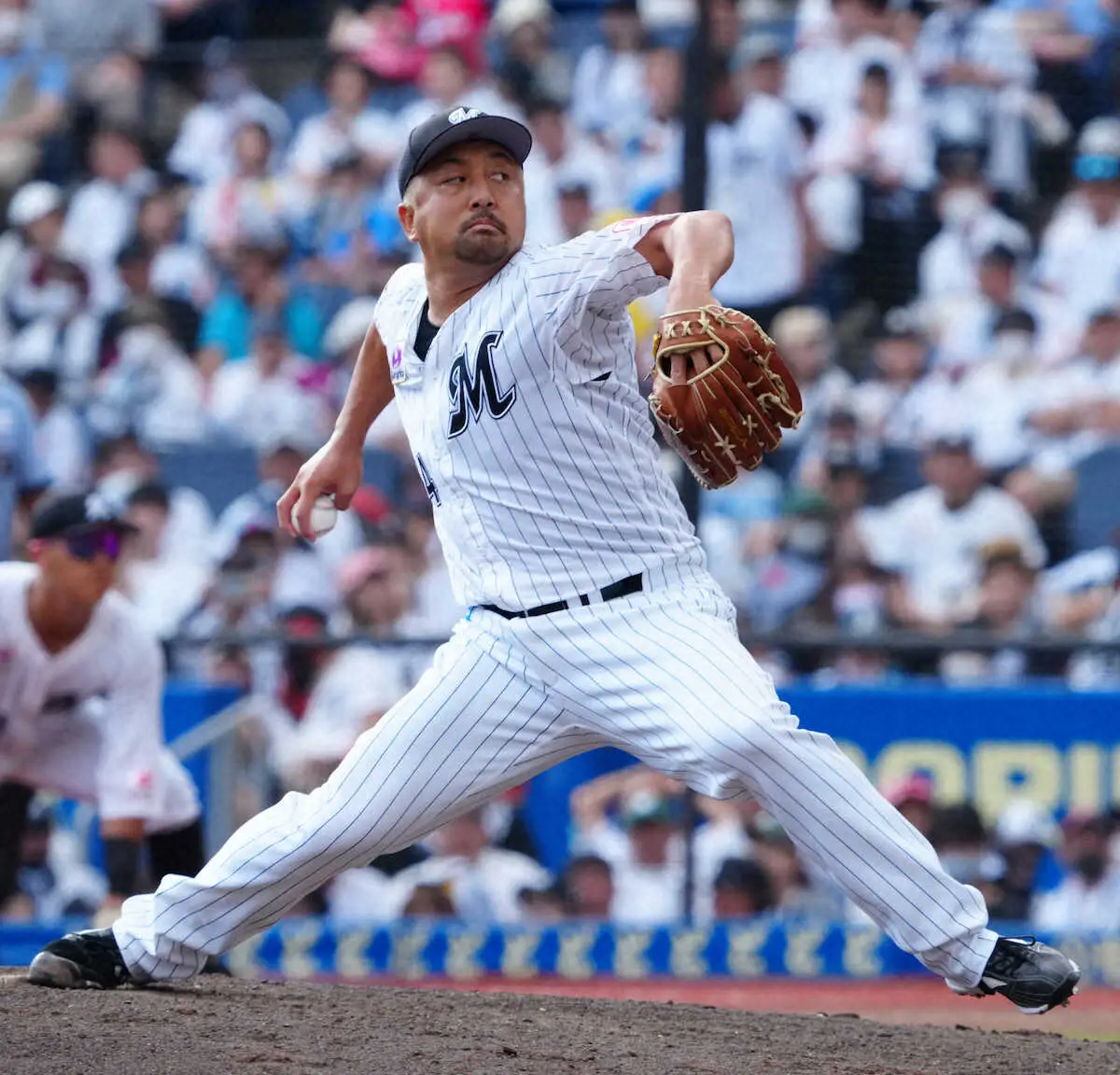 【画像・写真】沢村拓一「1発目はマリンだろ!」　ロッテに感謝の今季4勝目「他の球場でのお立ち台は断ってきた」