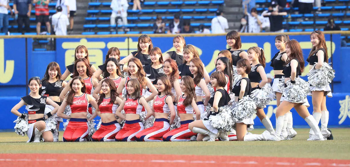 【画像・写真】ロッテ　Bリーグ千葉チアメンバーとの合同パフォにネット歓喜「セクシーな人ばかり」「目が釘付け」