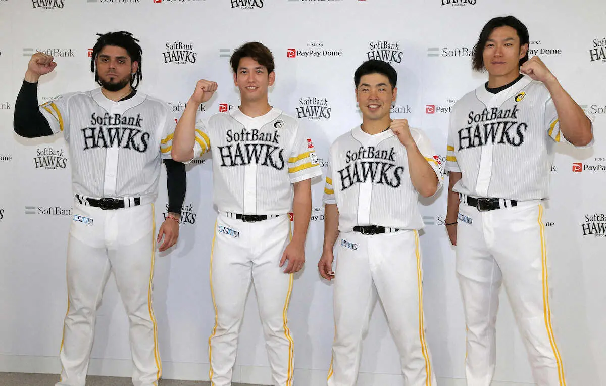 【画像・写真】ソフトB・守護神オスナが初選出オールスターでのサプライズを不敵笑みで予告
