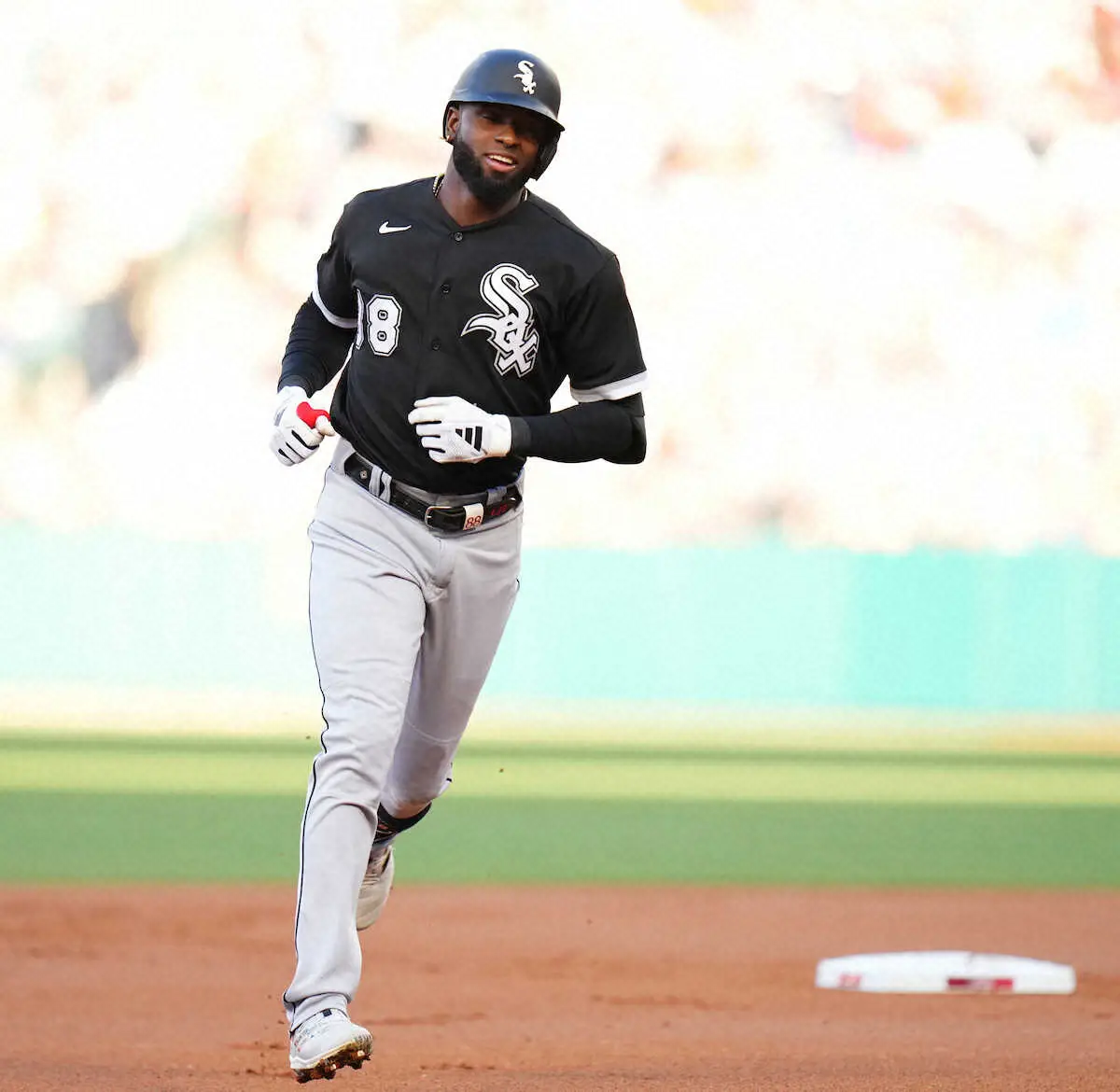 【画像・写真】“本塁打王ライバル”ロベルト　大谷翔平の目の前で23号2ラン　初回に豪快弾で5本差