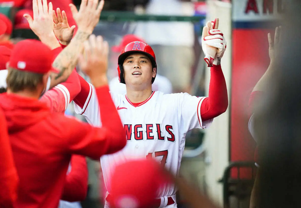 【画像・写真】大谷翔平　メジャートップタイ5本目の三塁打で6試合連続安打！初回に快音、打率・306に上昇