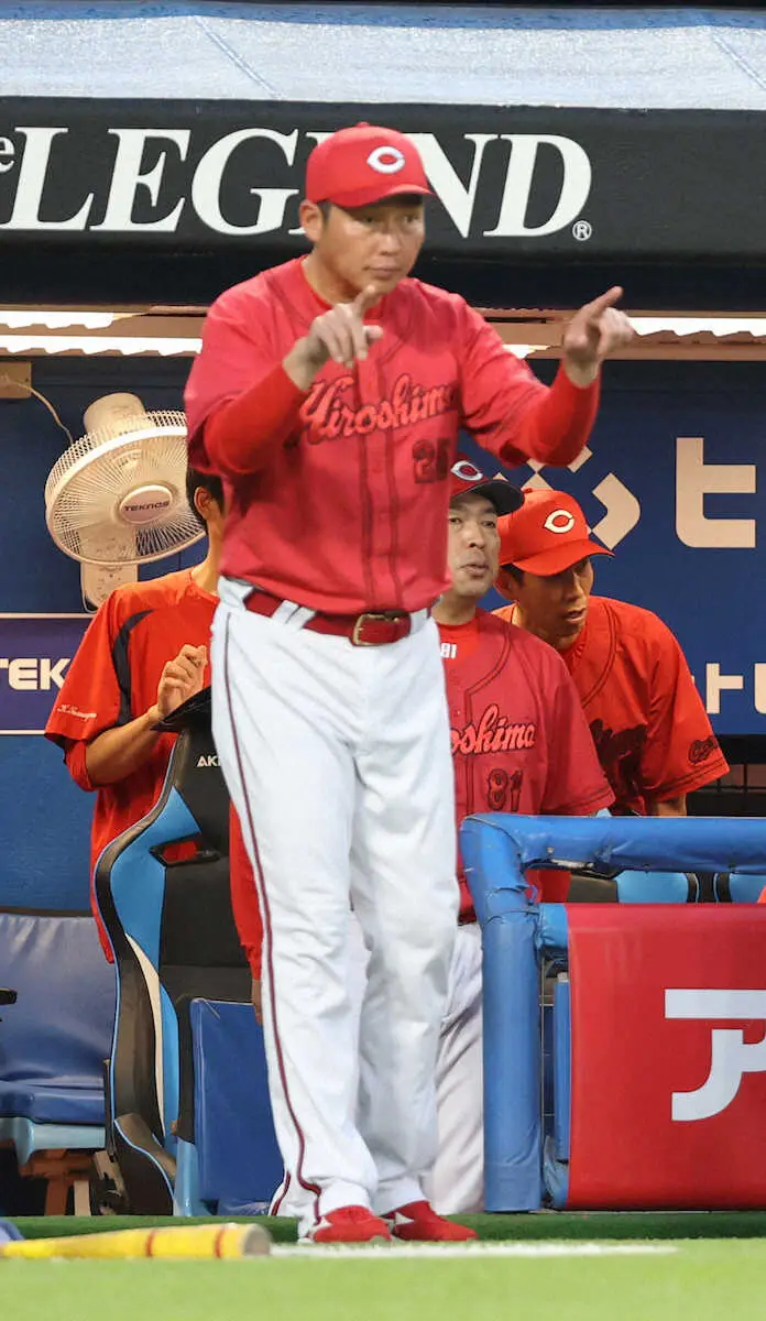 【画像・写真】32歳投手の広島・大瀬良が“ガチ”二盗に成功！球団投手では16年ぶり　鯉党も仰天「まじか」