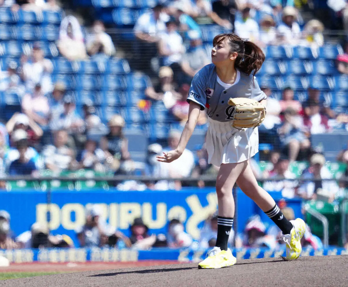 【画像・写真】「ワースポ×MLB」土日キャスター菊池柚花ノーバン始球式ならず