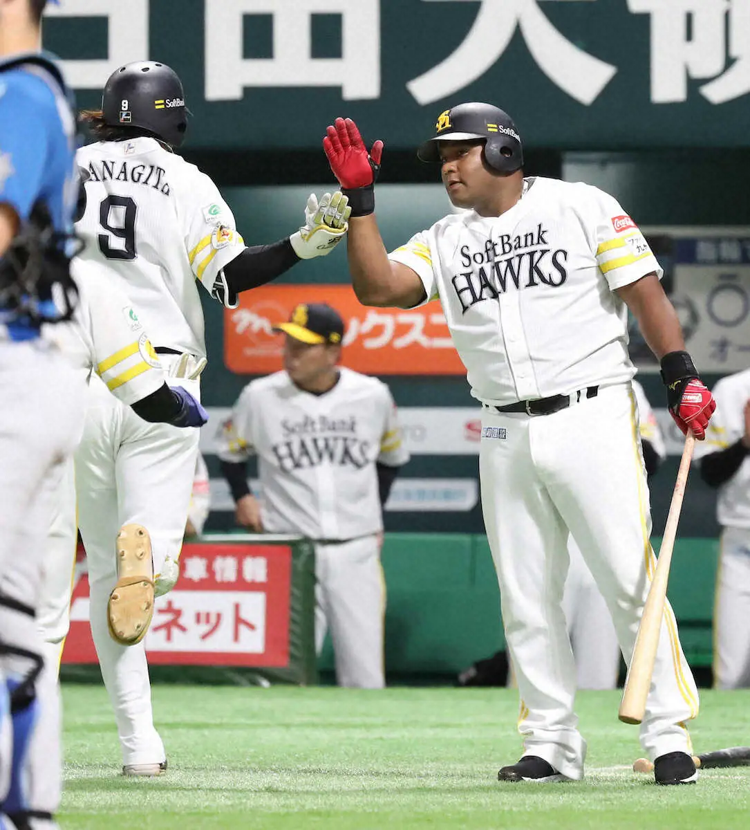 【画像・写真】ソフトB・柳田「後ろデスパなんで」が反響!帰ってきた助っ人の初安打にネット歓喜「効果絶大」