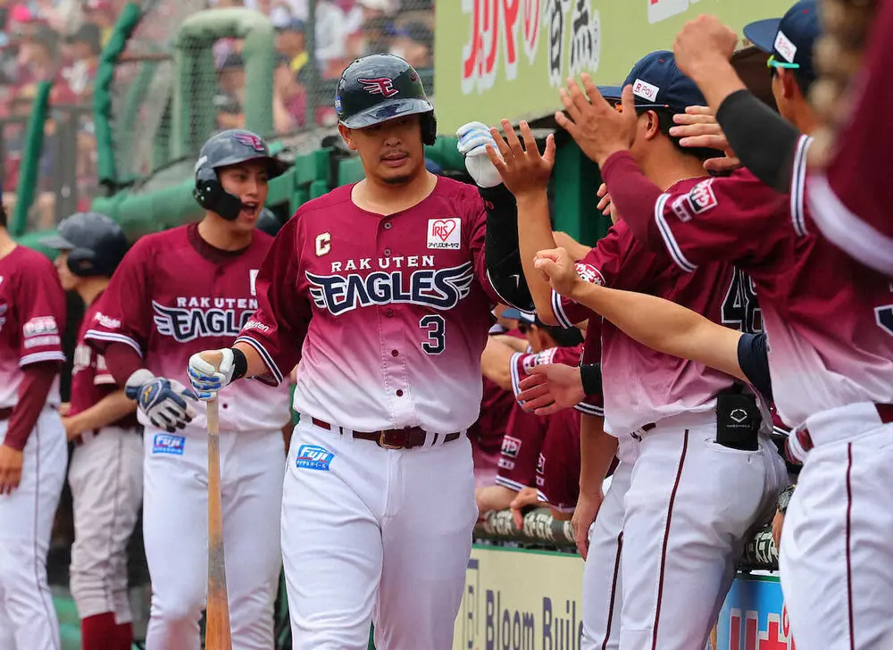 【画像・写真】楽天今季初の5連勝へ　浅村勝ち越し3ラン「打ててよかったです」