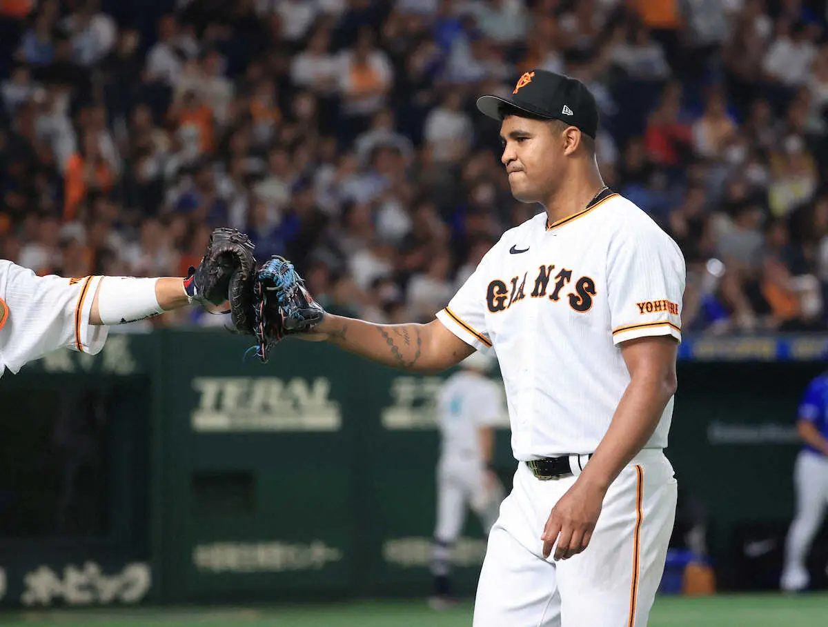 【画像・写真】巨人メンデス　8回4安打無失点好投も来日2勝目ならず　打線がDeNA東に7回まで2安打無得点
