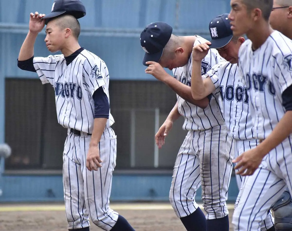 【画像・写真】北別府学さん母校、都城農がコールドで初戦敗退　先発の武田「この悔しい気持ちを忘れない」
