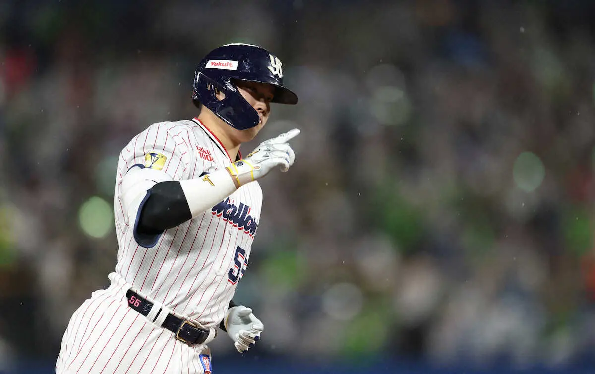 【画像・写真】ヤクルト・村上　2打席連発!!　11戦43打席ぶりの一発「後半戦は巻き返したい」
