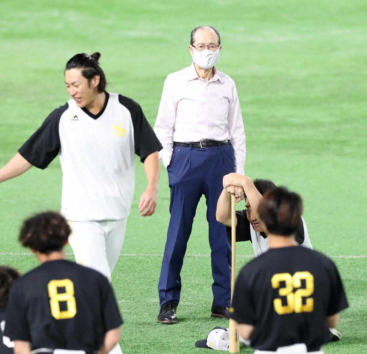 【画像・写真】ソフトB・王会長動いた「君たちの代わりはいないんだ。自分が主役のつもりで」6連敗後選手に闘魂注入