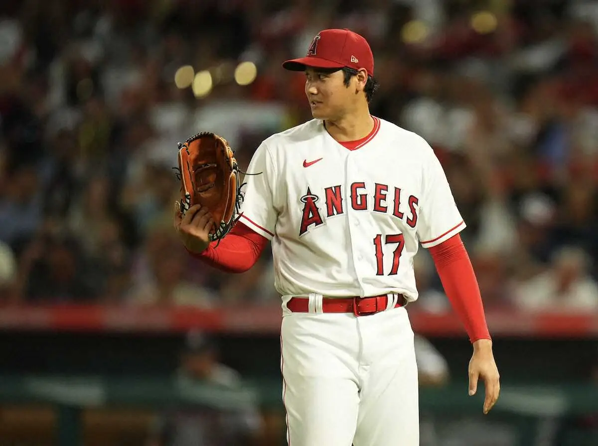 【画像・写真】大谷翔平　8勝目ならず、6回途中今季自己ワーストタイ5失点　守乱に珍しくがっくり＆イライラ
