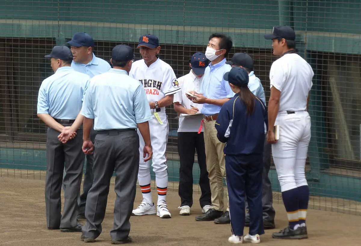 【画像・写真】木更津総合　打順間違えで35分中断も…毎回得点16点で圧倒コールド勝ち