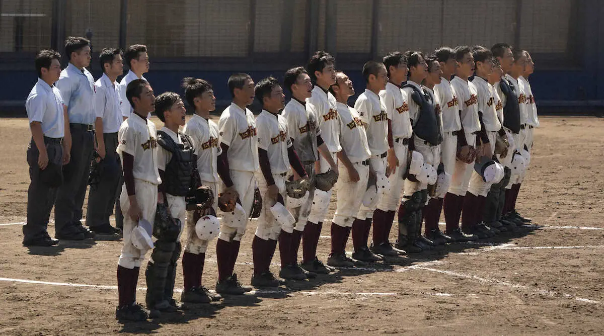【画像・写真】四條畷　8日がかりの夏1勝　大阪大会初の継続試合　辻野監督「もっていき方も非常に難しかった」