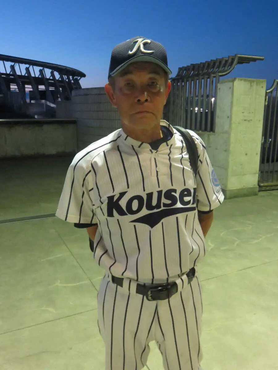 【画像・写真】光泉カトリック逆転負けで初戦敗退　元阪神投手の伊藤文隆監督「勝たしてやらなアカンかった」