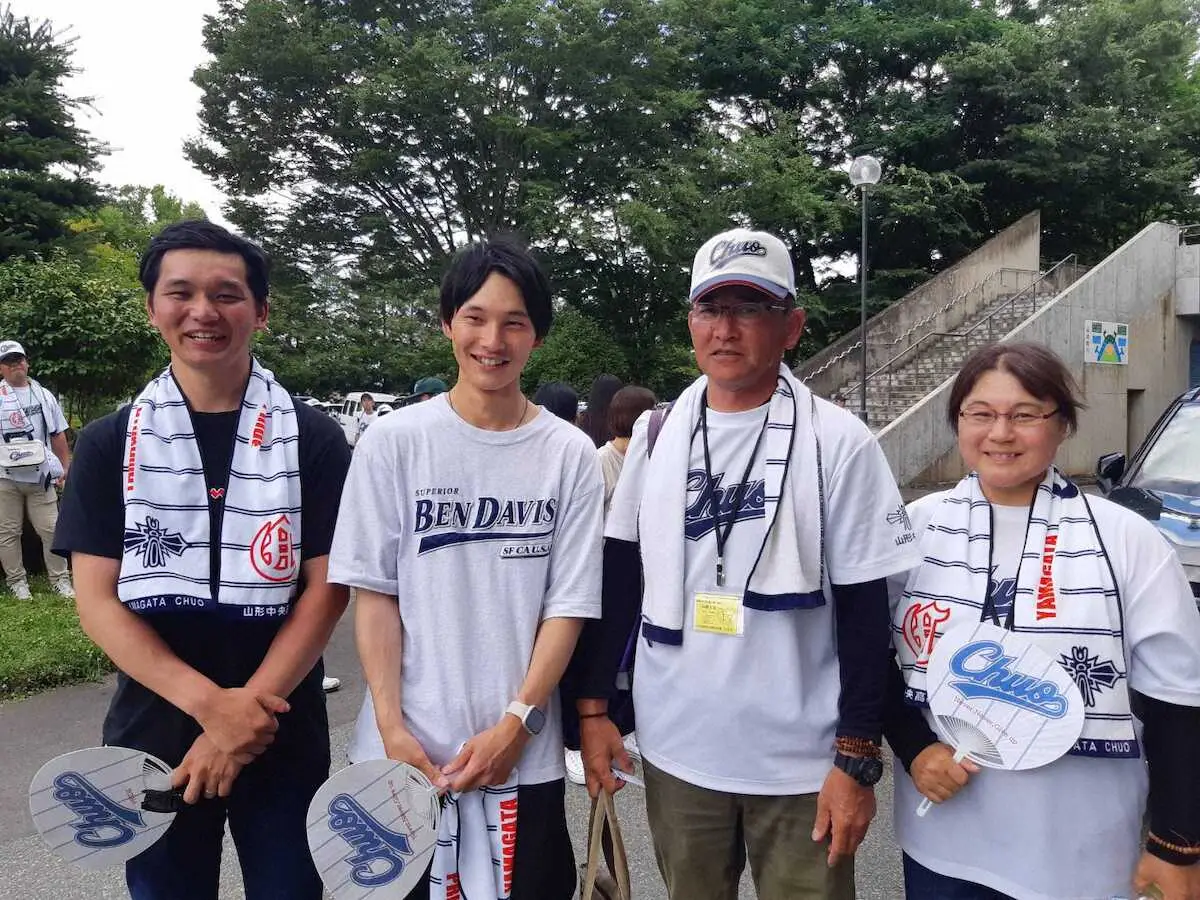 【画像・写真】野球「やりたい！やりたい！」だから山形中央・武田陸玖はプレー中に笑顔になる