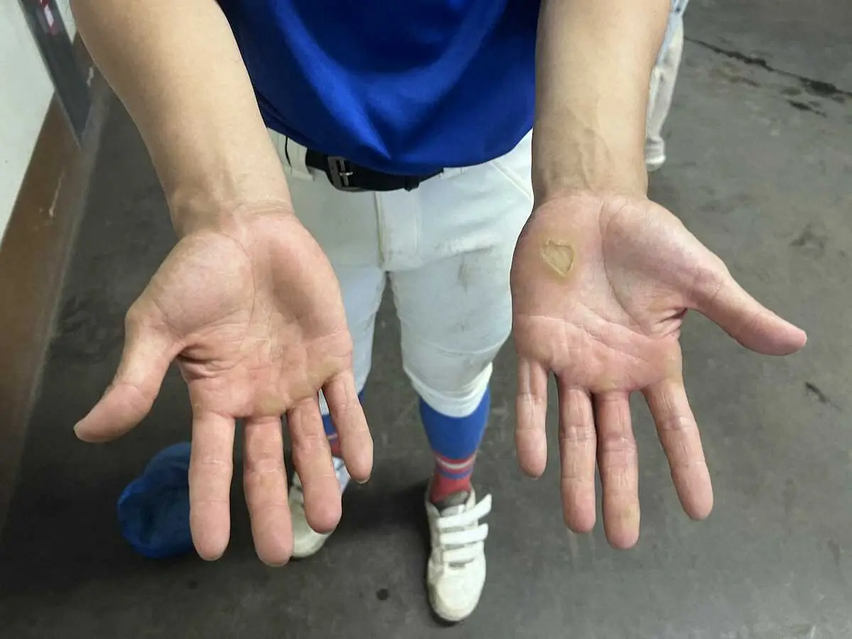 【画像・写真】花咲徳栄・小野　今大会初2点適時二塁打　横浜から転入　元巨人の父・剛さんの願い通り「勝利」呼んだ