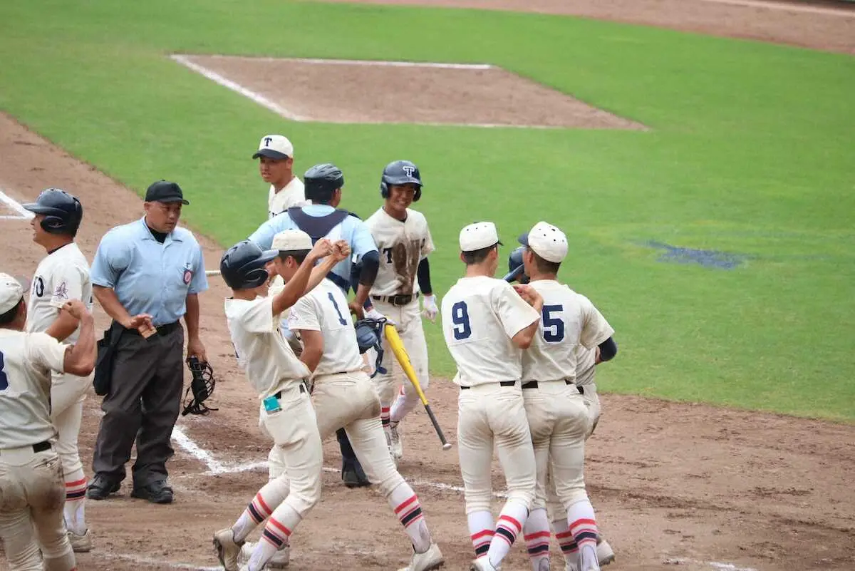 【画像・写真】東洋大姫路　延長11回サヨナラの陰に“岡田流”「基本はディフェンス」の踏ん張り無失策
