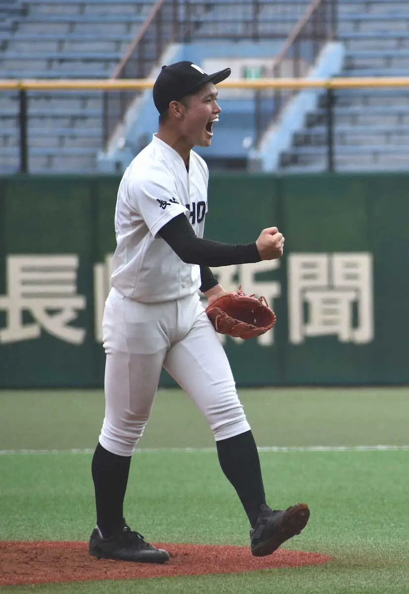 【画像・写真】長崎日大・西尾　2安打完封4強　二塁も踏ませず「後半は力を入れなくても思っているボールを投げられた」
