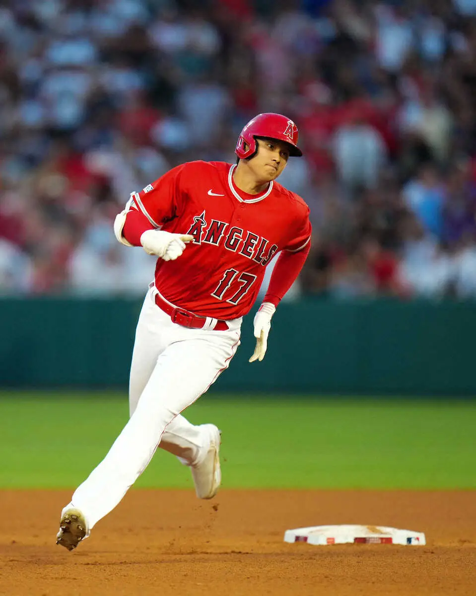 【画像・写真】エンゼルス・大谷　勝率5割復帰貢献の三塁打！大リーグ公式サイトがトップ記事で移籍先候補特集