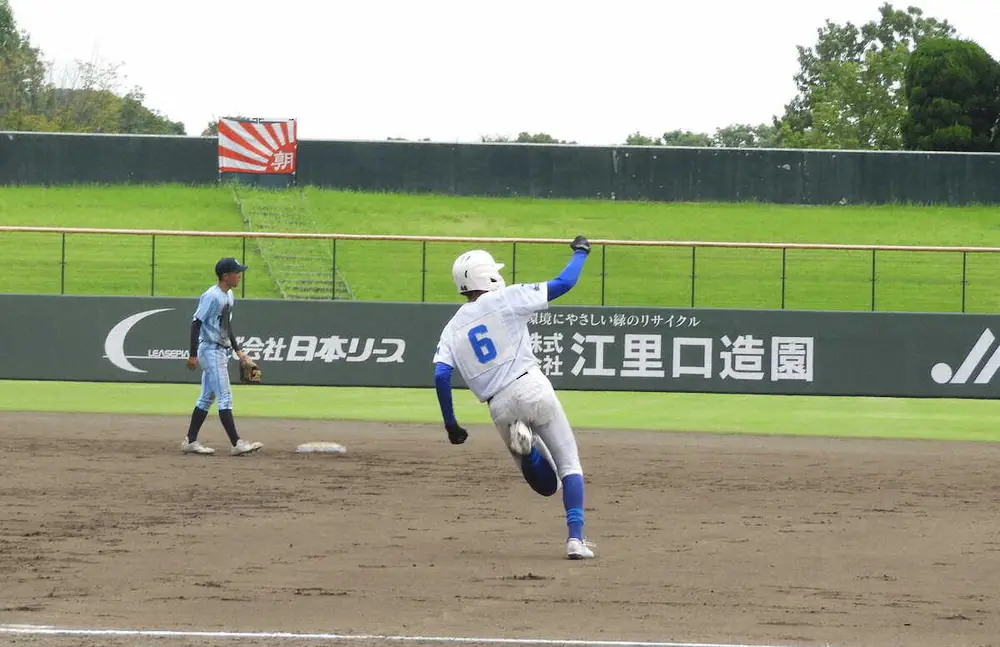 【画像・写真】佐賀・北陵が初の4強 明豊でソフトB今宮を指導した浦田監督に育てられた遊撃手の栗原がサヨナラ打