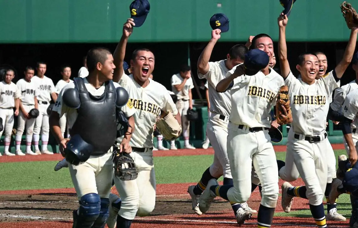 【画像・写真】盛岡商02年以来の4強　48年ぶりの甲子園へ、エース右腕・大塚「次も全力で勝ちにいきたい」
