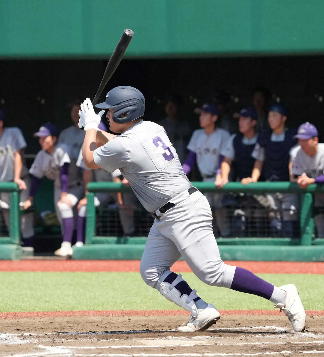 【画像・写真】花巻東、快勝で甲子園王手　プロ注目の佐々木麟太郎は3安打1打点で打線けん引