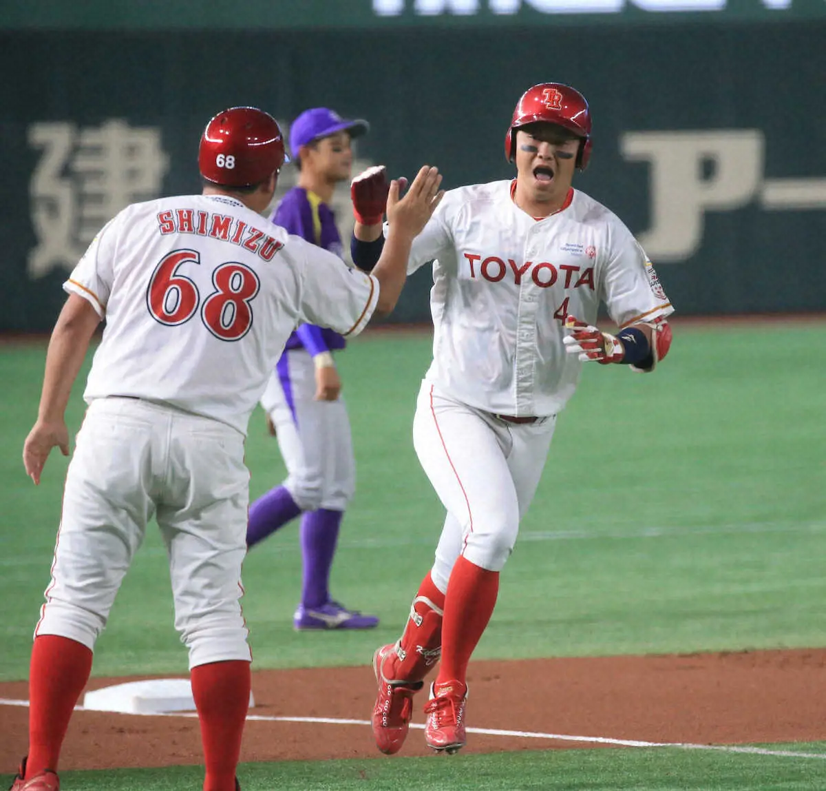 【画像・写真】トヨタ自動車・北村主将　V2ランで打撃賞「来た球を思い切り振り抜こうと思った」