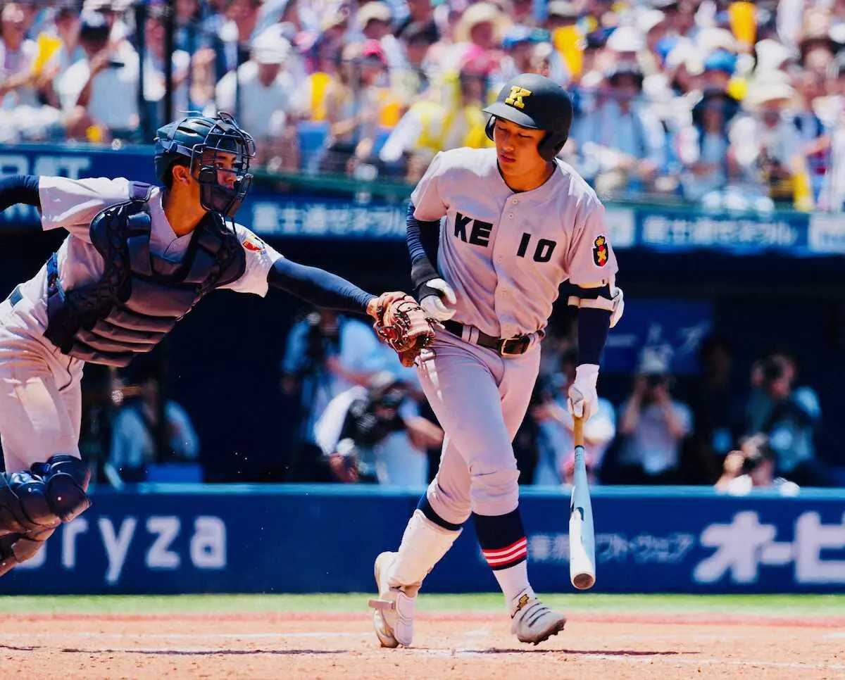 【画像・写真】慶応・清原勝児が2点追う8回に代打で登場も空振り三振　父・和博氏もスタンド観戦