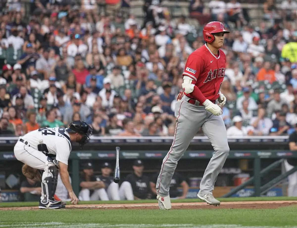 【画像・写真】大谷翔平　判定めぐりベンチで怒！指揮官なだめる　「あのように球審に何かを言う姿を見たことがない」