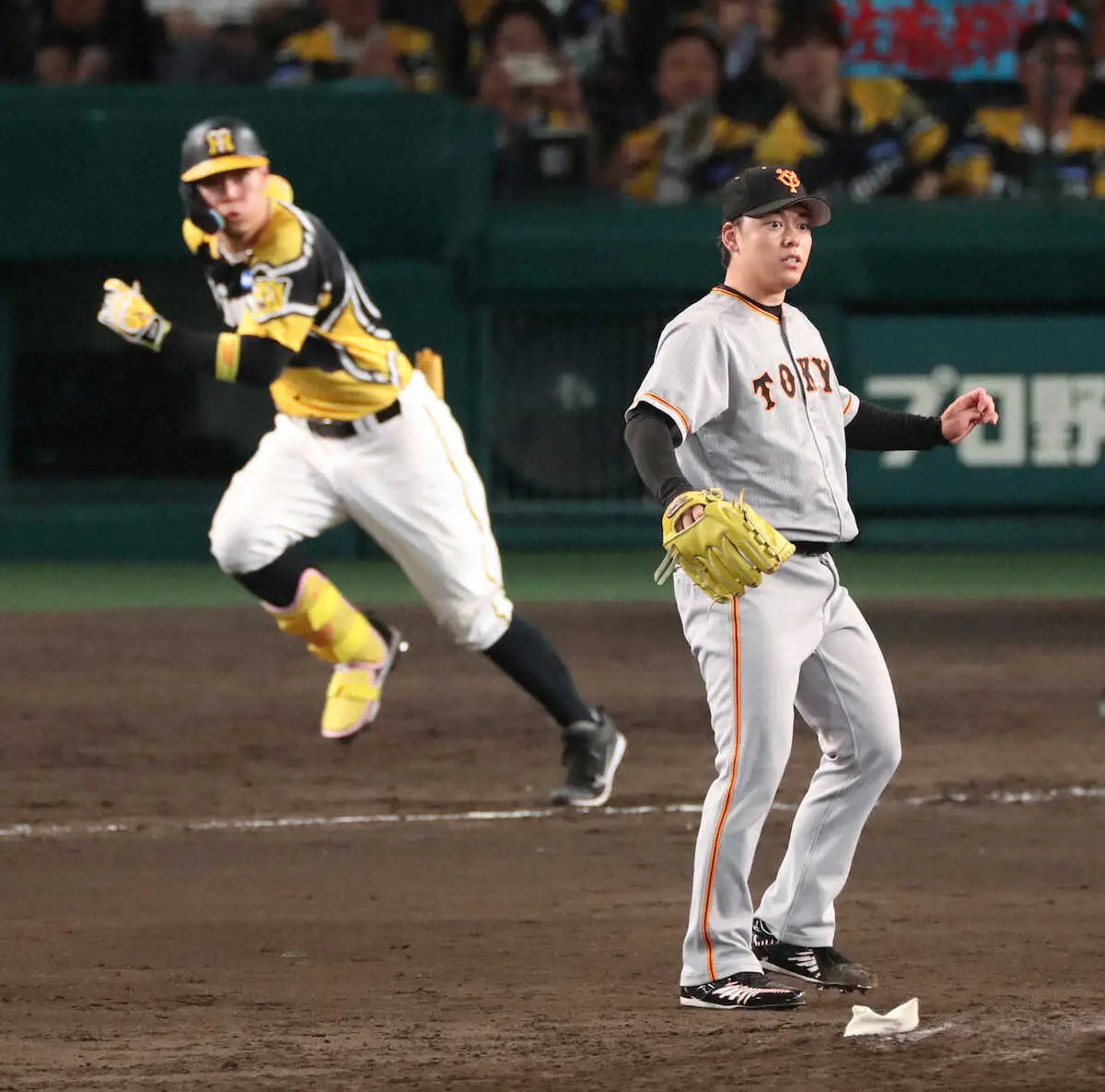 【画像・写真】阪神　高梨撃ちで逆転3連勝　輝や！坂本や！小幡や！7回一挙4得点で首位キープ